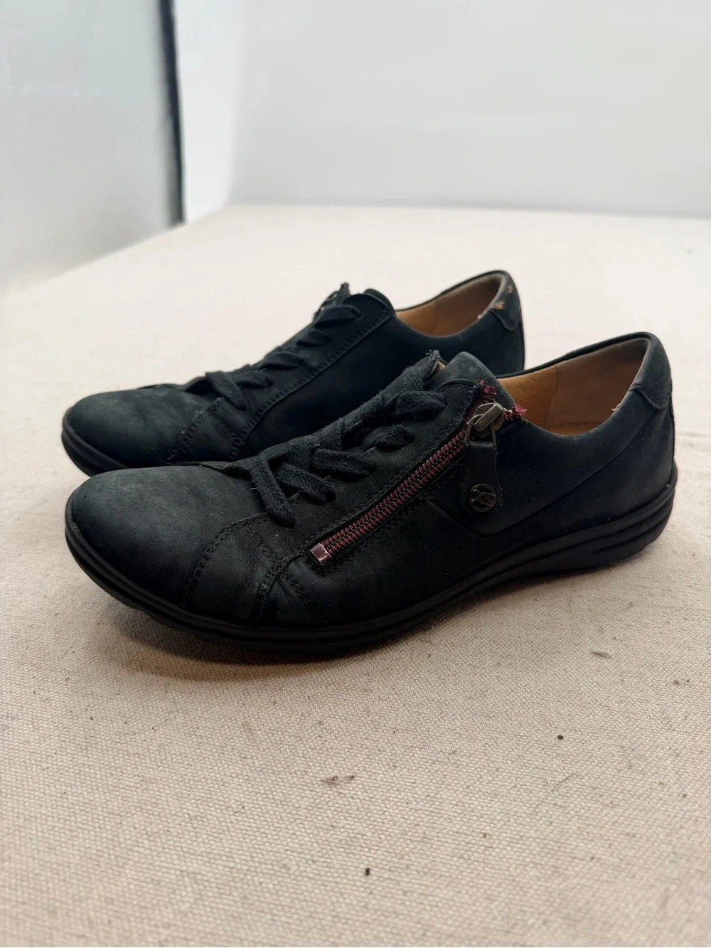 Hartjes Black Suede Casual Lace-Up Sneakers with Side Zip